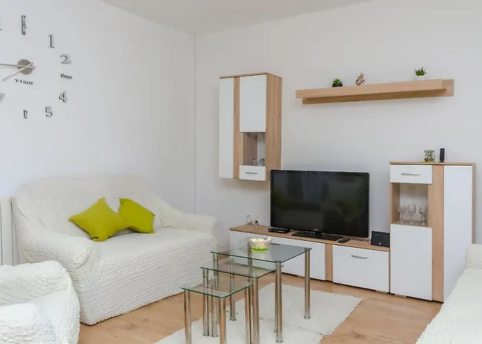 House Roko * Marina